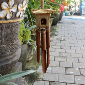 Square Seagrass Bird Box with Chimes 49 x 15cm